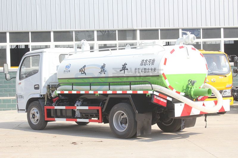 東風多利卡5方吸糞車