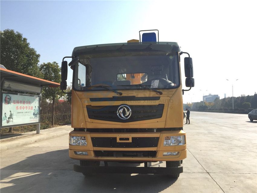 東風(fēng)T5 土豪金12噸杰龍隨車吊