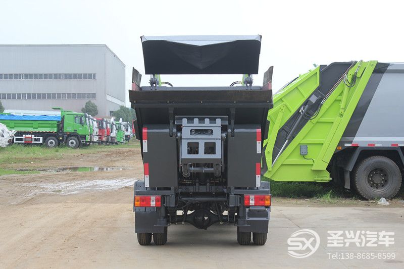 福田時(shí)代小卡2后裝無泄漏壓縮垃圾車  
