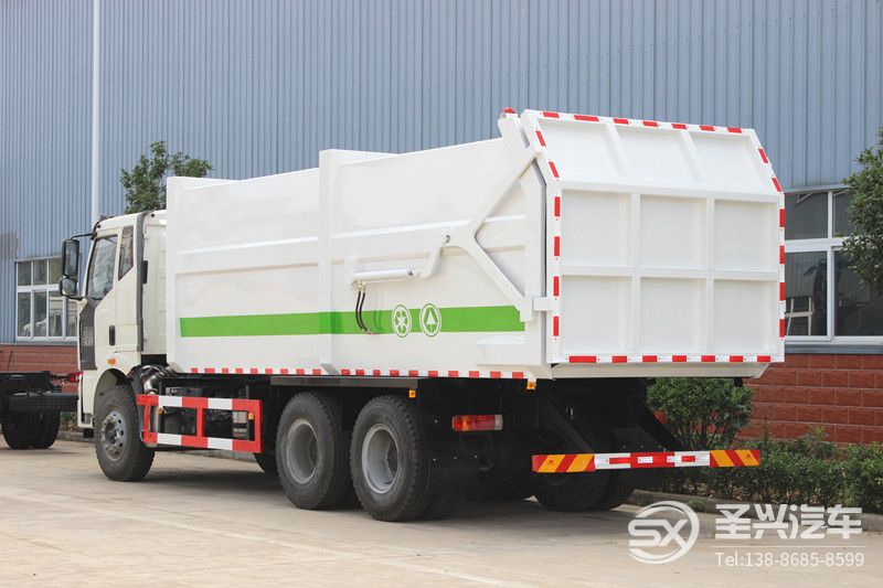 解放J6后雙橋?qū)邮綁嚎s垃圾轉(zhuǎn)運車