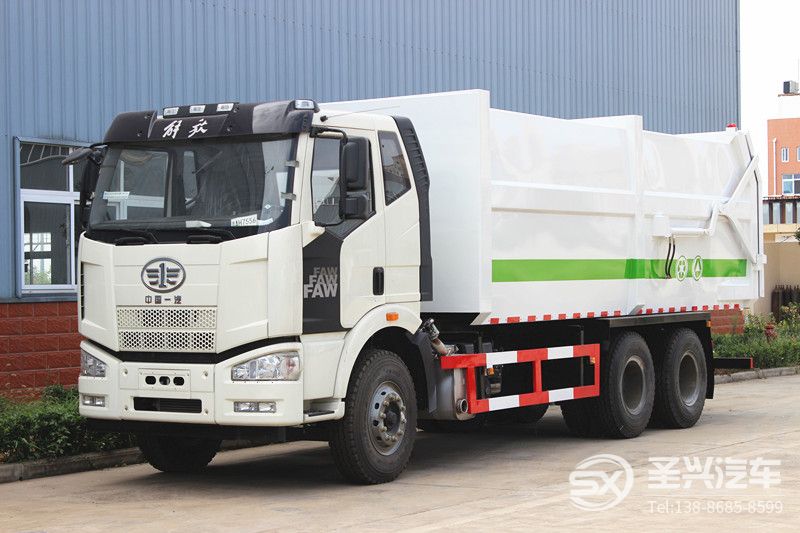 解放J6后雙橋對接式壓縮垃圾轉運車