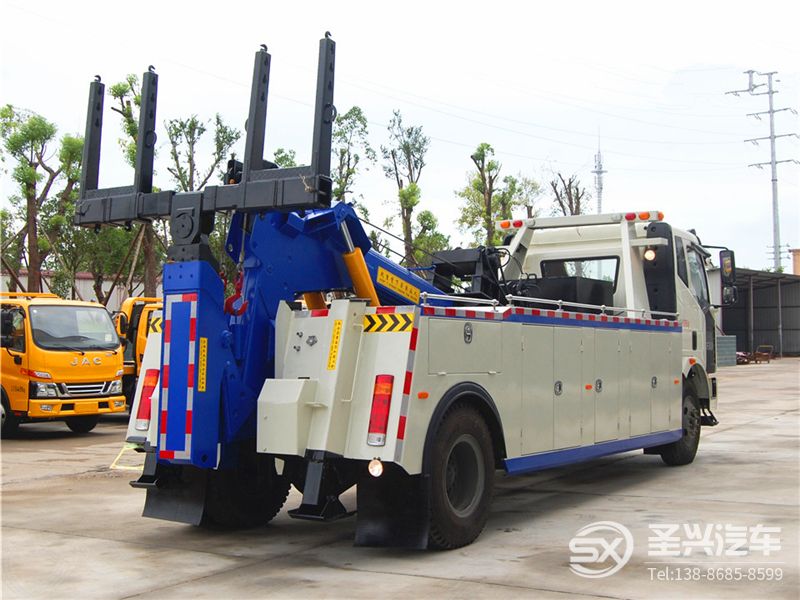 解放單橋拖吊聯(lián)體救援車(chē)