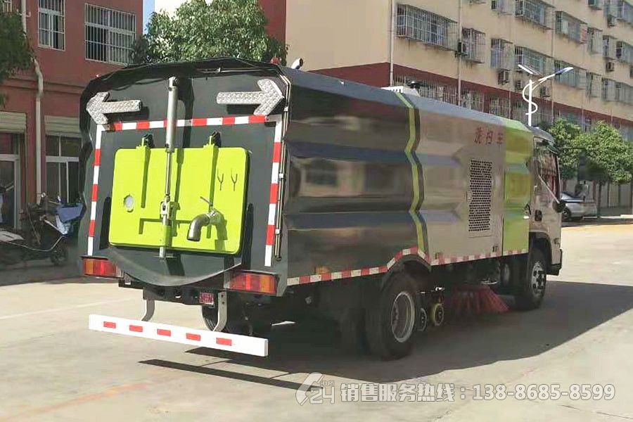 現(xiàn)代盛圖5+4方洗掃車