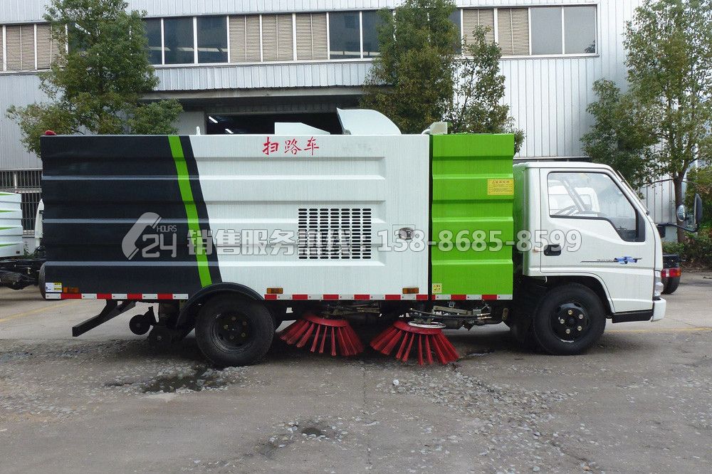 江鈴順達(dá)5噸掃路車(chē)