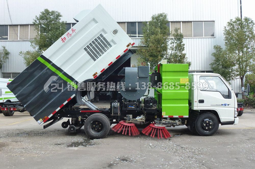 江鈴順達(dá)5噸掃路車(chē)