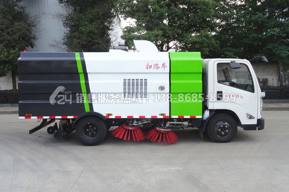 江鈴凱稅8噸掃路車(chē)