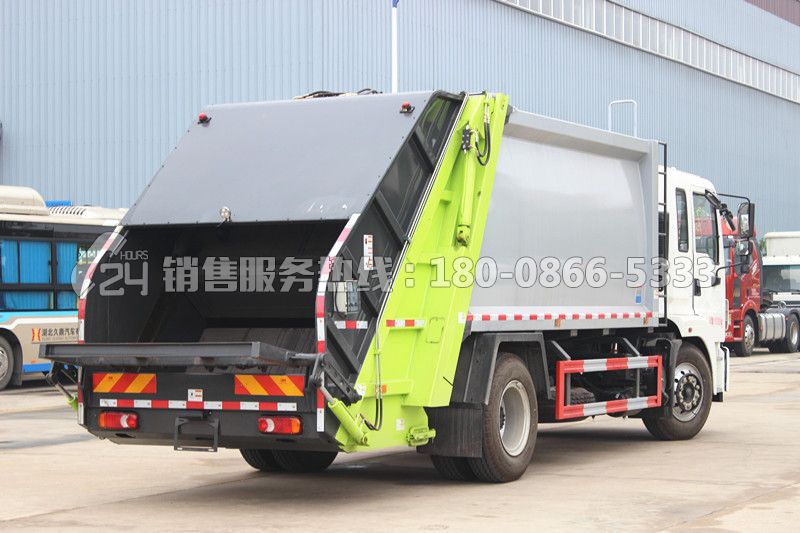 東風(fēng)錦程12立方后裝壓縮式垃圾車(chē)