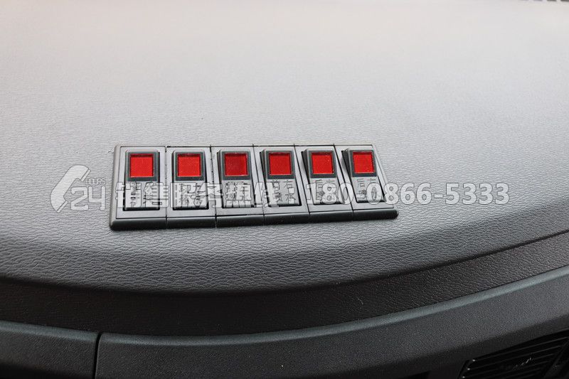 國(guó)六東風(fēng)多利卡D9灑水車(chē)14方