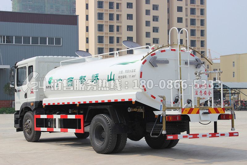 東風(fēng)T5系灑水車(chē)12立方