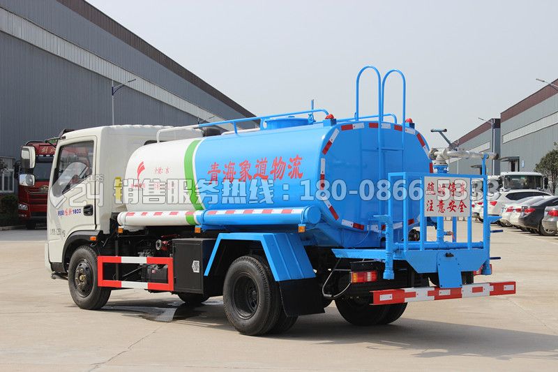時(shí)風(fēng)風(fēng)馳1800灑水車5方