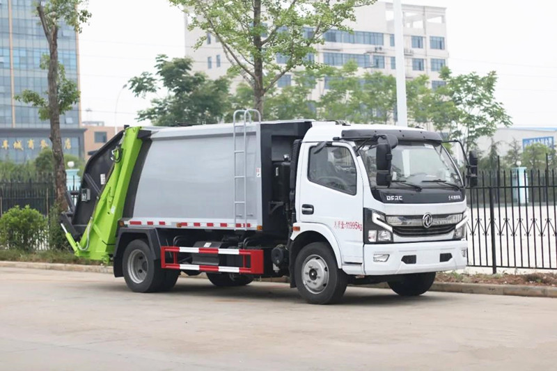 東風K7凱普特壓縮式垃圾車8方