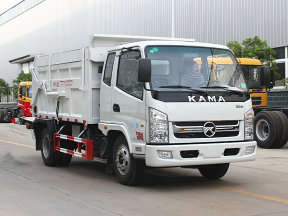 凱馬福運(yùn)來自卸式垃圾轉(zhuǎn)運(yùn)車