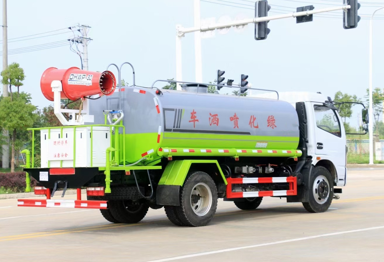 國(guó)六-東風(fēng)福瑞卡灑水車(chē)8方