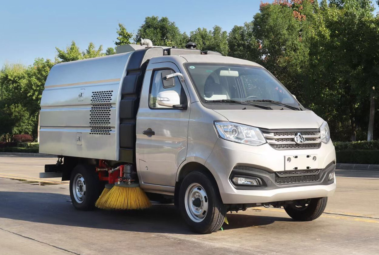 長(zhǎng)安掃路車(chē)0.5+1.5方