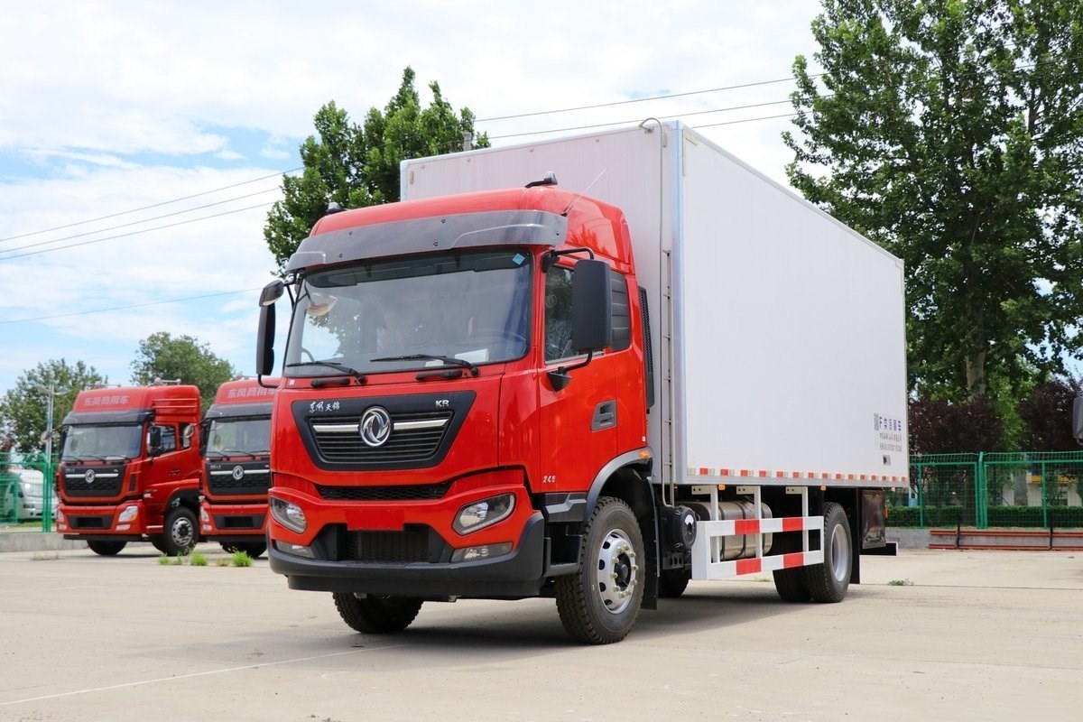 東風天錦KR冷藏車7.8米