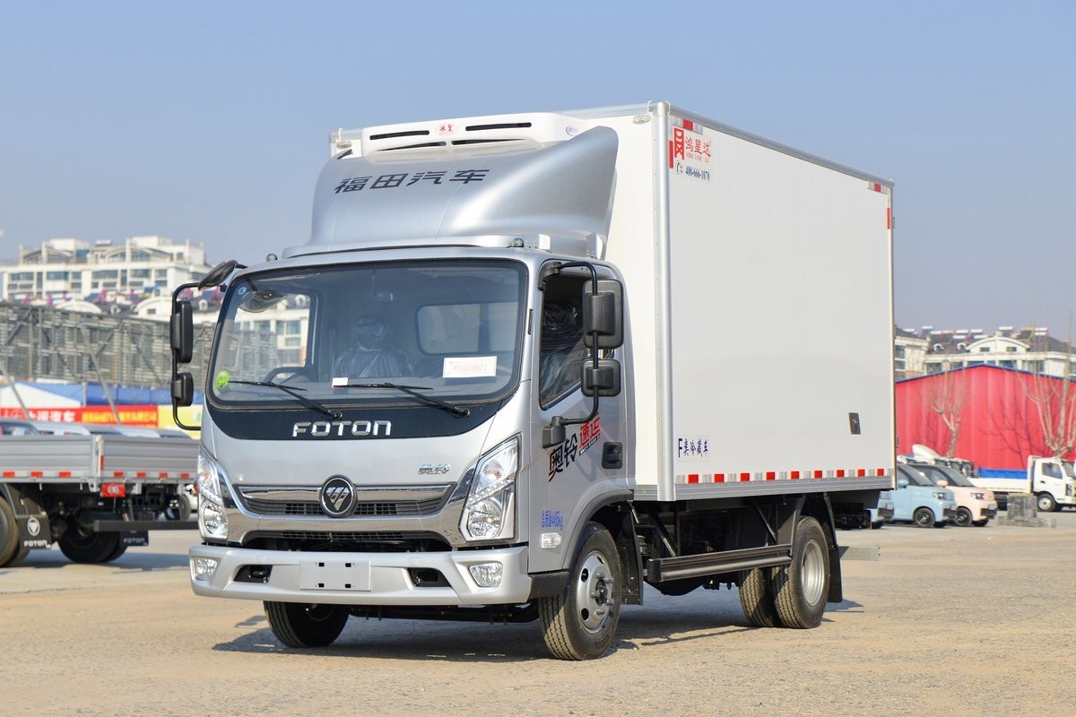 福田奧鈴速運(yùn)寬體冷藏車(chē)4.1米