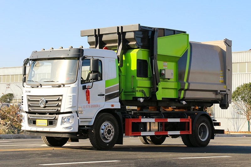 東風(fēng)華神KL5勾臂垃圾車(chē) 12方